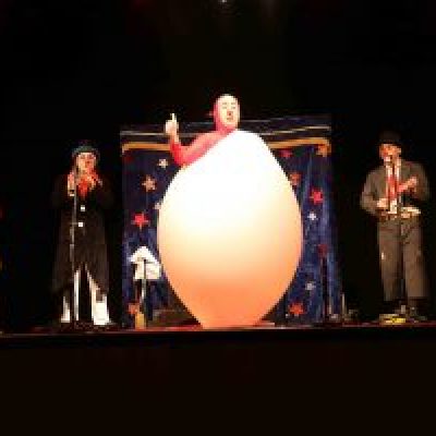 Hombre-Globo-web-300x200